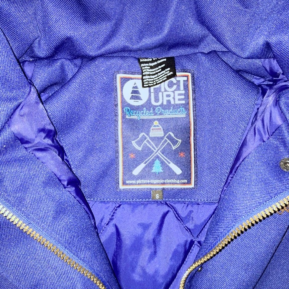 Picture brand Winter Coat w/faux fur - like new! - Picture 6 of 9